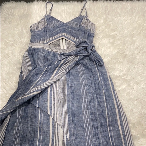 Dress - Picture 3 of 6